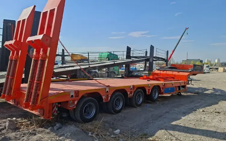 Heavy Truck  4-осный низкорамный раздвижной трал 2026 годаүшін14 000 000 тг. в Атырау