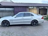 Mercedes-Benz E 320 2002 года за 4 400 000 тг. в Алматы – фото 4