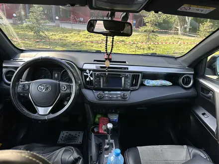Toyota RAV4 2016 года за 10 600 000 тг. в Усть-Каменогорск – фото 9
