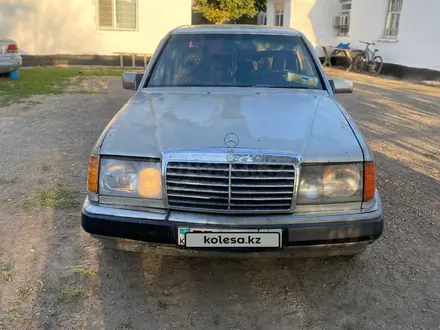 Mercedes-Benz E 230 1990 года за 950 000 тг. в Тараз – фото 4