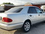 Mercedes-Benz E 230 1996 годаүшін2 200 000 тг. в Алматы – фото 3