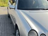 Mercedes-Benz E 230 1996 годаүшін2 200 000 тг. в Алматы – фото 4