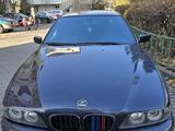 BMW 523 1999 годаүшін3 100 000 тг. в Алматы