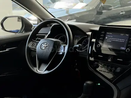 Toyota Camry 2021 года за 9 300 000 тг. в Актау – фото 10