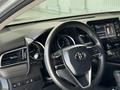 Toyota Camry 2021 года за 9 300 000 тг. в Актау – фото 8