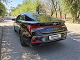 Hyundai Elantra 2022 года за 7 800 000 тг. в Алматы – фото 5