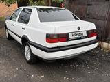 Volkswagen Vento 1992 года за 1 300 000 тг. в Шахтинск – фото 2