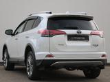 Toyota RAV4 Luxe 2018 года за 10 550 000 тг. в Астана – фото 2