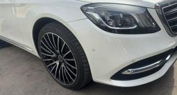 Mercedes-Benz S 450 2018 года за 27 000 000 тг. в Алматы – фото 4