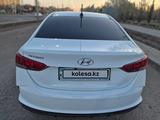 Hyundai Accent 2021 года за 7 400 000 тг. в Шымкент – фото 4