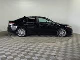 Toyota Camry 2020 года за 9 990 000 тг. в Алматы – фото 4
