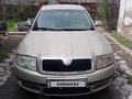 Skoda Superb 2003 годаүшін2 500 000 тг. в Алматы