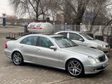 Mercedes-Benz E 240 2004 годаүшін5 000 000 тг. в Караганда – фото 3