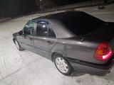 Mercedes-Benz C 180 1994 года за 1 300 000 тг. в Темиртау – фото 2