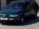 Volkswagen Passat 1996 годаүшін2 400 000 тг. в Шымкент