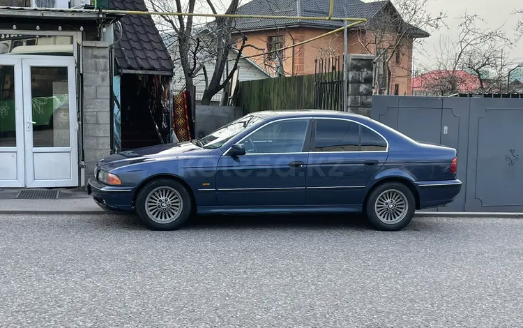 BMW 528 1997 года за 2 700 000 тг. в Алматы