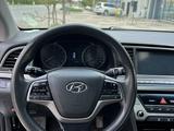 Hyundai Avante 2018 года за 7 800 000 тг. в Шымкент – фото 3