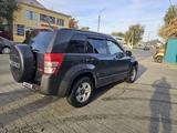 Suzuki Grand Vitara 2010 годаfor5 800 000 тг. в Актобе – фото 3