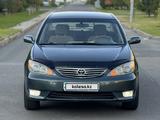 Toyota Camry 2004 годаfor4 500 000 тг. в Астана – фото 2