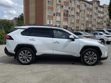 Toyota RAV4 2020 годаүшін13 900 000 тг. в Актобе – фото 4
