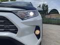 Toyota RAV4 2020 годаүшін13 900 000 тг. в Актобе – фото 9