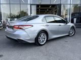 Toyota Camry 2019 года за 14 300 000 тг. в Шымкент – фото 4