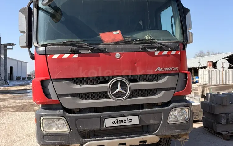 Mercedes-Benz  Автобетоносмеситель 2013 годаүшін25 000 000 тг. в Алматы