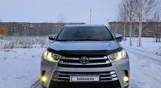 Toyota Highlander 2018 года за 16 500 000 тг. в Астана