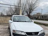 Opel Vectra 1998 годаүшін1 000 000 тг. в Шымкент