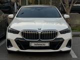 BMW 530 2023 года за 36 000 000 тг. в Алматы – фото 2