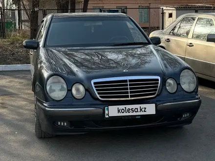 Mercedes-Benz E 320 2000 года за 2 700 000 тг. в Алматы – фото 3