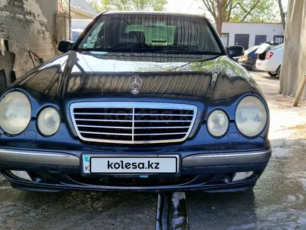 Mercedes-Benz E 320 2000 года за 2 700 000 тг. в Алматы – фото 4