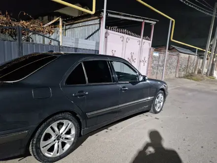 Mercedes-Benz E 320 2000 года за 2 700 000 тг. в Алматы – фото 7