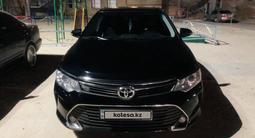 Toyota Camry 2014 года за 9 500 000 тг. в Жанаозен