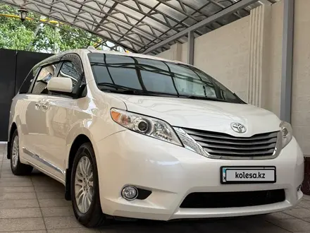 Toyota Sienna 2015 года за 15 000 000 тг. в Алматы – фото 4