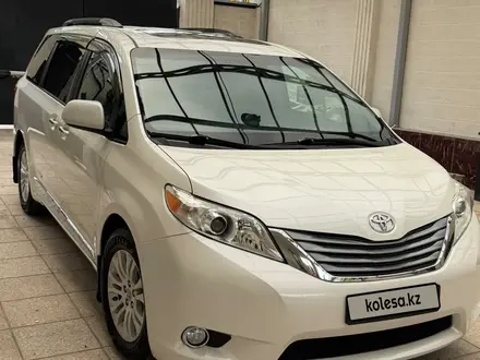 Toyota Sienna 2015 года за 15 000 000 тг. в Алматы – фото 2
