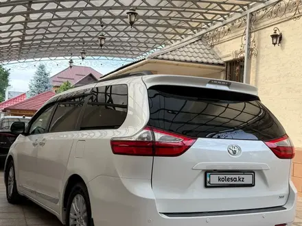 Toyota Sienna 2015 года за 15 000 000 тг. в Алматы – фото 5