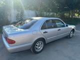Mercedes-Benz E 230 1996 года за 2 400 000 тг. в Астана – фото 4