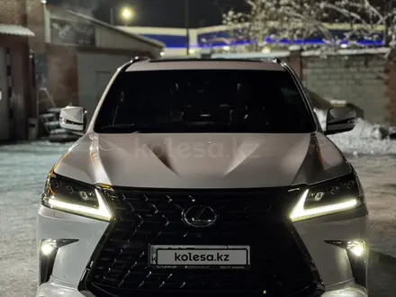 Lexus LX 570 2021 года за 67 500 000 тг. в Алматы