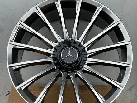 Комплект разношироких дисков для Mercedes Benz R20 за 590 000 тг. в Алматы