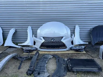 Бампер Lexus RX за 95 000 тг. в Алматы