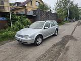 Volkswagen Golf 2001 года за 3 100 000 тг. в Алматы