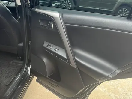 Toyota RAV4 2017 года за 13 200 000 тг. в Актау – фото 10