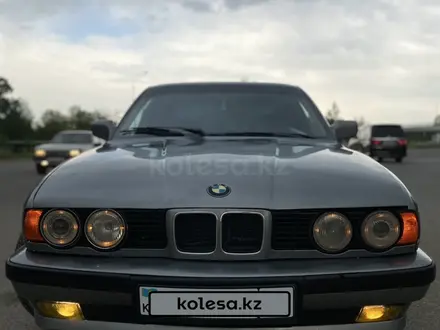 BMW 525 1990 года за 1 350 000 тг. в Шымкент