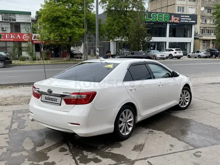 Toyota Camry 2013 года за 9 000 000 тг. в Актобе – фото 3