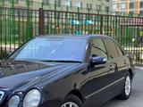 Mercedes-Benz E 280 2001 года за 3 700 000 тг. в Шымкент – фото 2
