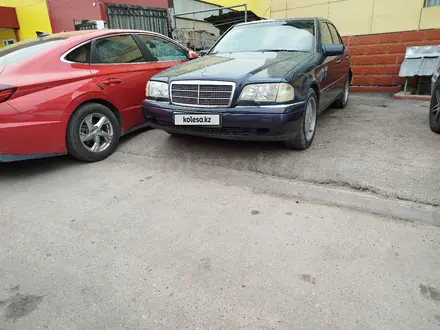 Mercedes-Benz C 280 1996 года за 2 500 000 тг. в Алматы – фото 2