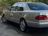 Mercedes-Benz E 280 1999 годаүшін5 500 000 тг. в Шымкент – фото 4