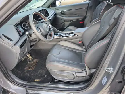 Hyundai Sonata 2021 года за 14 390 000 тг. в Павлодар – фото 8