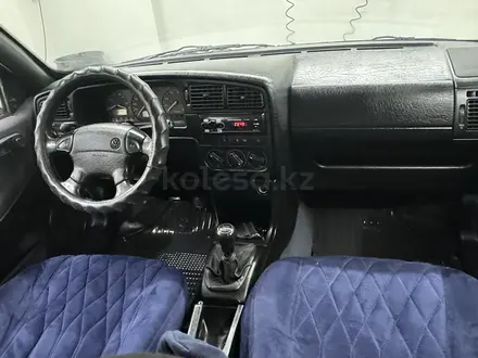 Volkswagen Passat 1995 года за 2 430 000 тг. в Караганда – фото 14